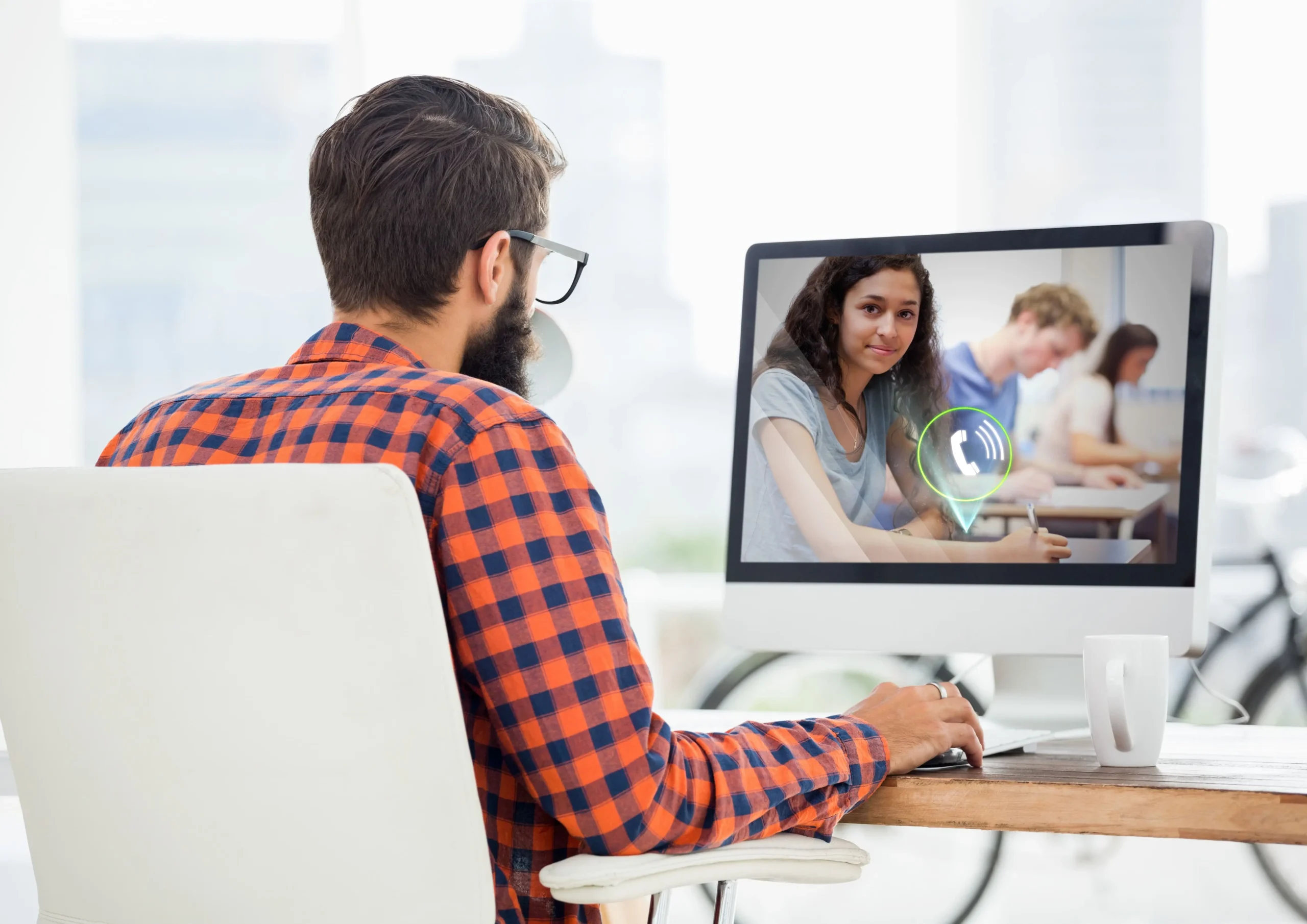 Modalidad Community Manager: ¿presencial u online?